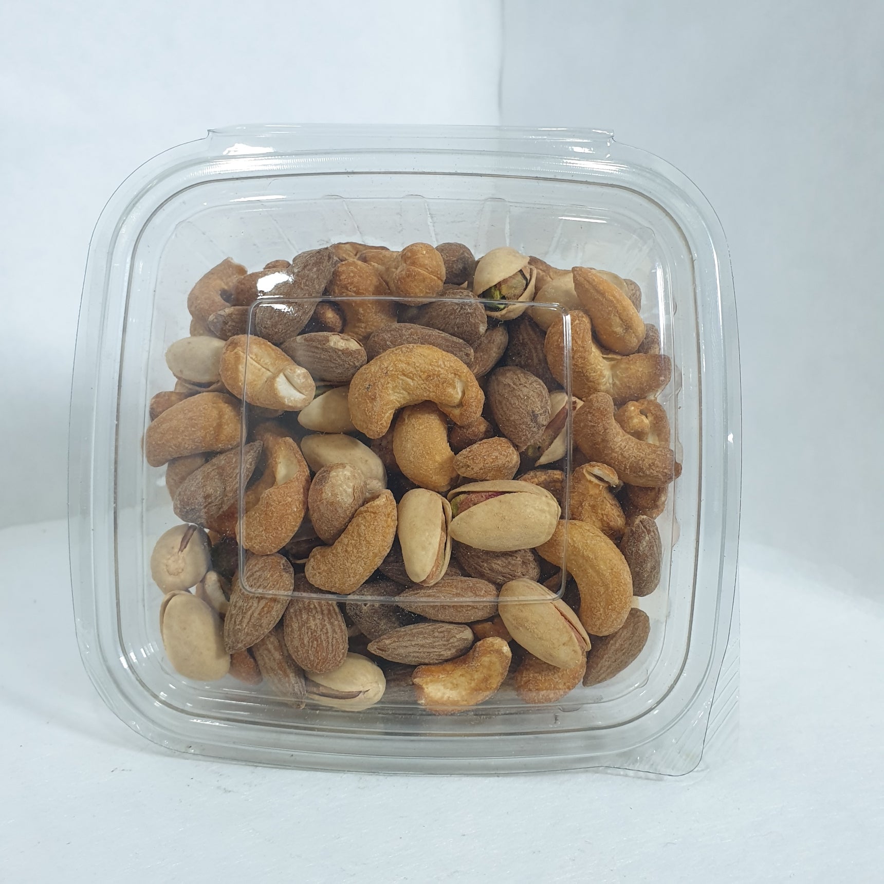 مكسرات فاخرة مملح 300غ